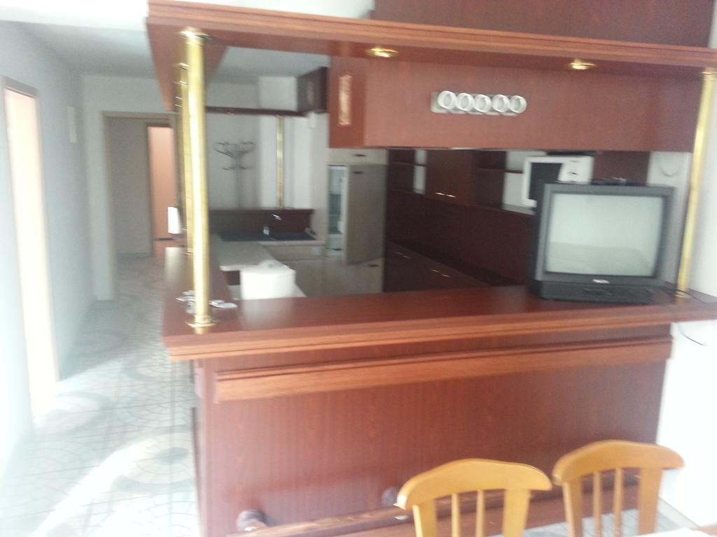 Pension Am Wassertor Вісмар Екстер'єр фото